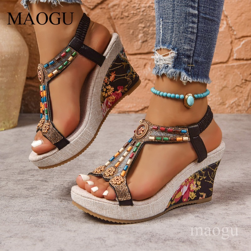 Ethnic Fashion In - Boho Boncuklu Çiçekli Dolgu Topuklu Sandaletler